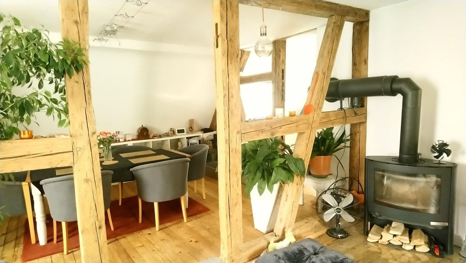 Predaj domu 130 m², pozemek 318 m², Remchingen, Bádensko-Wurttembersko Predaj domu 130 m², pozemek 318 m², Remchingen, Bádensko-Wurttembersko