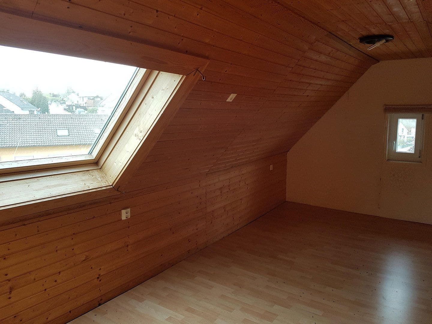 Prenájom bytu 4-izbový 115 m², Stuttgarter Str.2, Schömberg, Bádensko-Wurttembersko Prenájom bytu 4-izbový 115 m², Stuttgarter Str.2, Schömberg, Bádensko-Wurttembersko