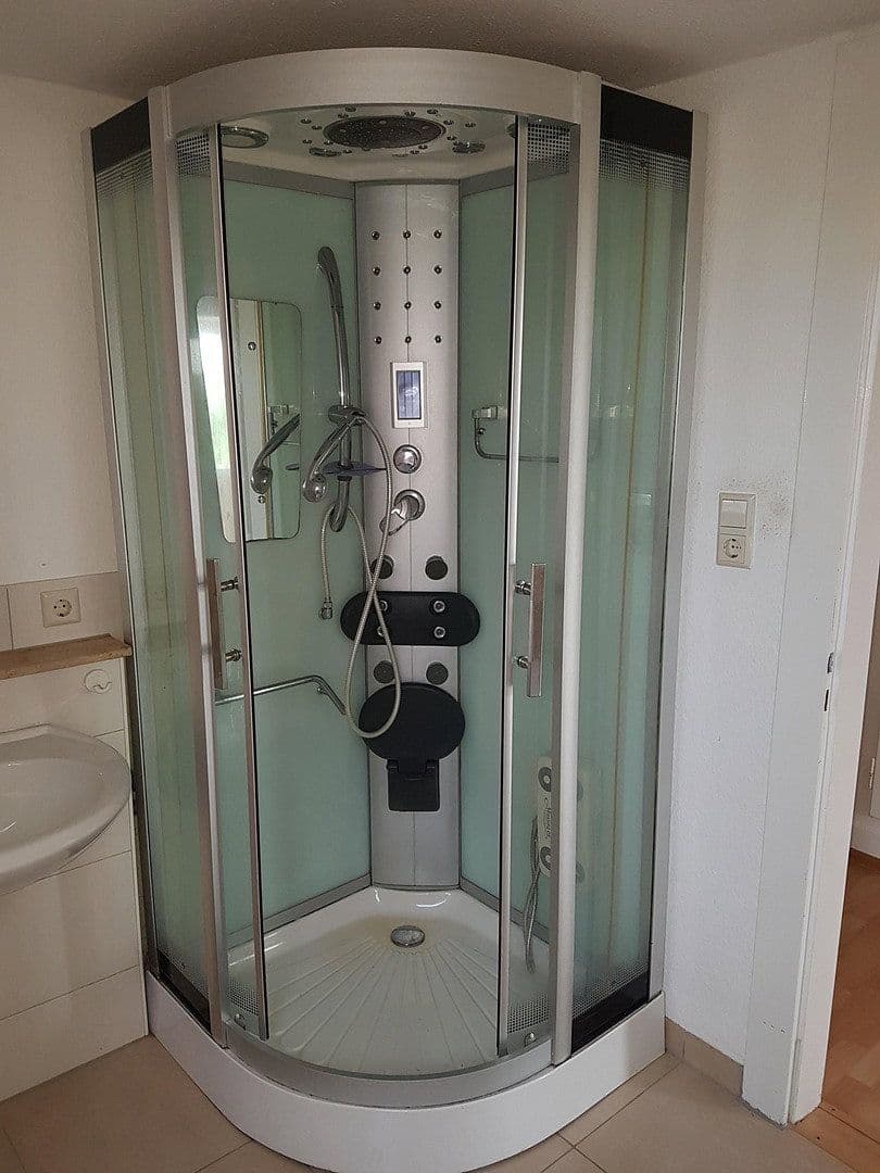 Prenájom bytu 4-izbový 115 m², Stuttgarter Str.2, Schömberg, Bádensko-Wurttembersko Prenájom bytu 4-izbový 115 m², Stuttgarter Str.2, Schömberg, Bádensko-Wurttembersko