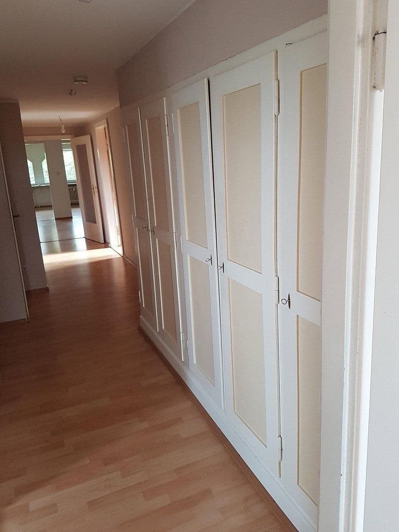 Prenájom bytu 4-izbový 115 m², Stuttgarter Str.2, Schömberg, Bádensko-Wurttembersko Prenájom bytu 4-izbový 115 m², Stuttgarter Str.2, Schömberg, Bádensko-Wurttembersko