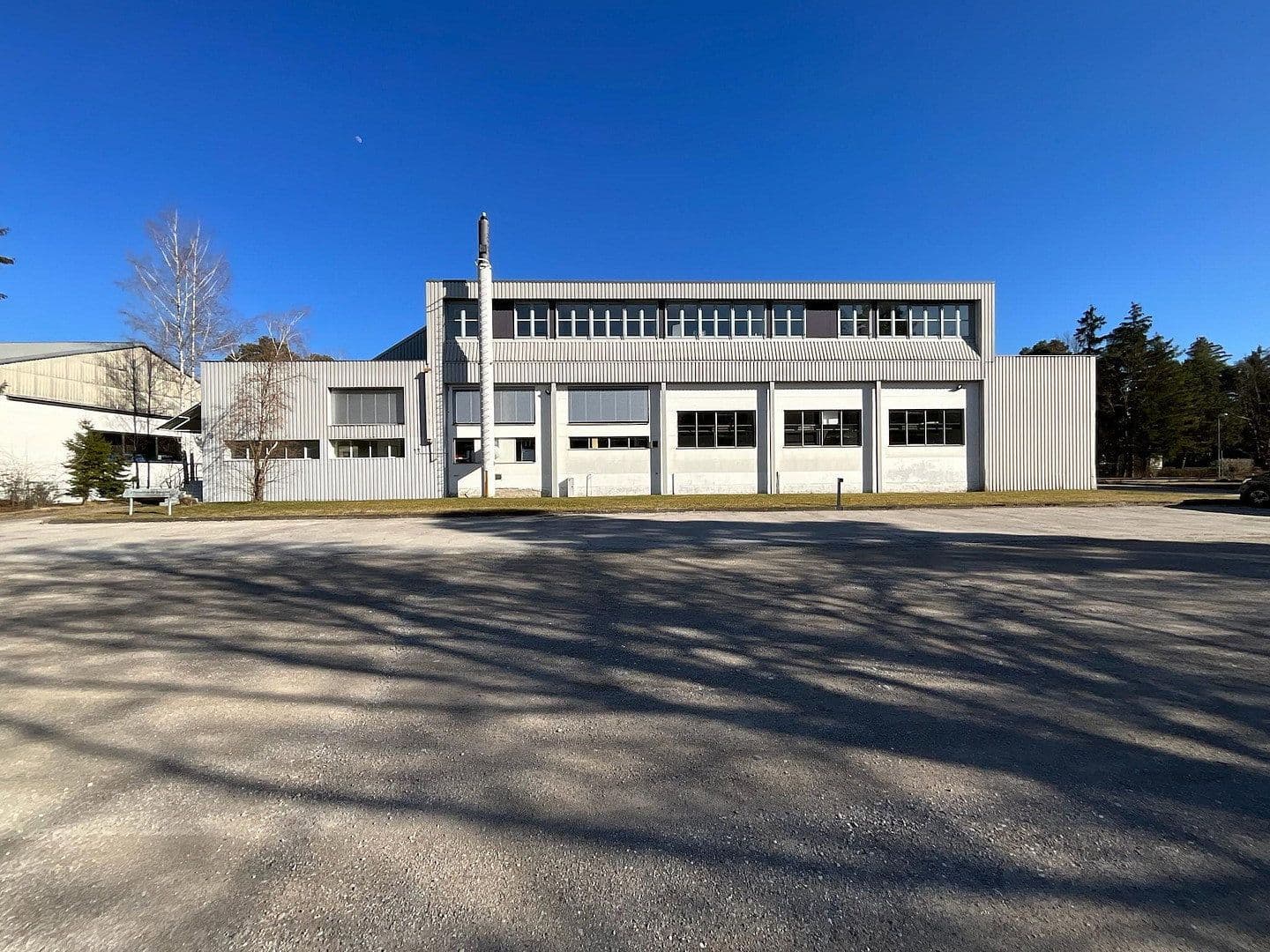 Prenájom nebytového priestoru 1.450 m², Geretsried, Bavorsko Prenájom nebytového priestoru 1.450 m², Geretsried, Bavorsko