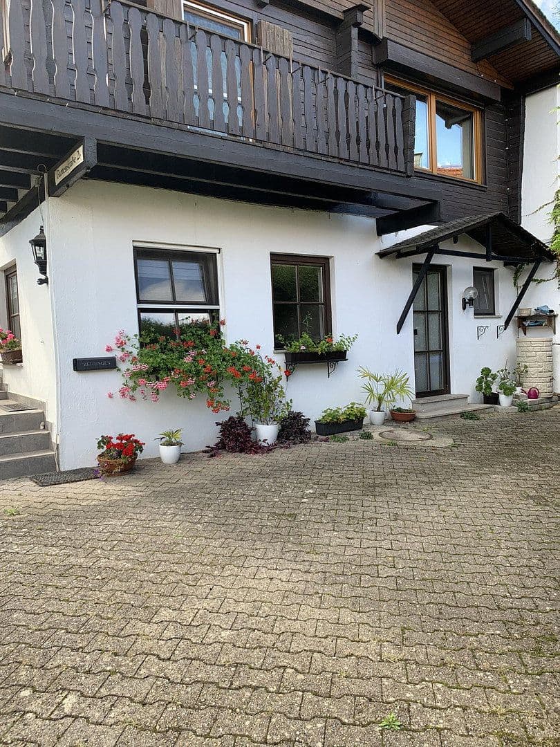 Prenájom bytu 2-izbový 50 m², Eschborn, Hesensko Prenájom bytu 2-izbový 50 m², Eschborn, Hesensko