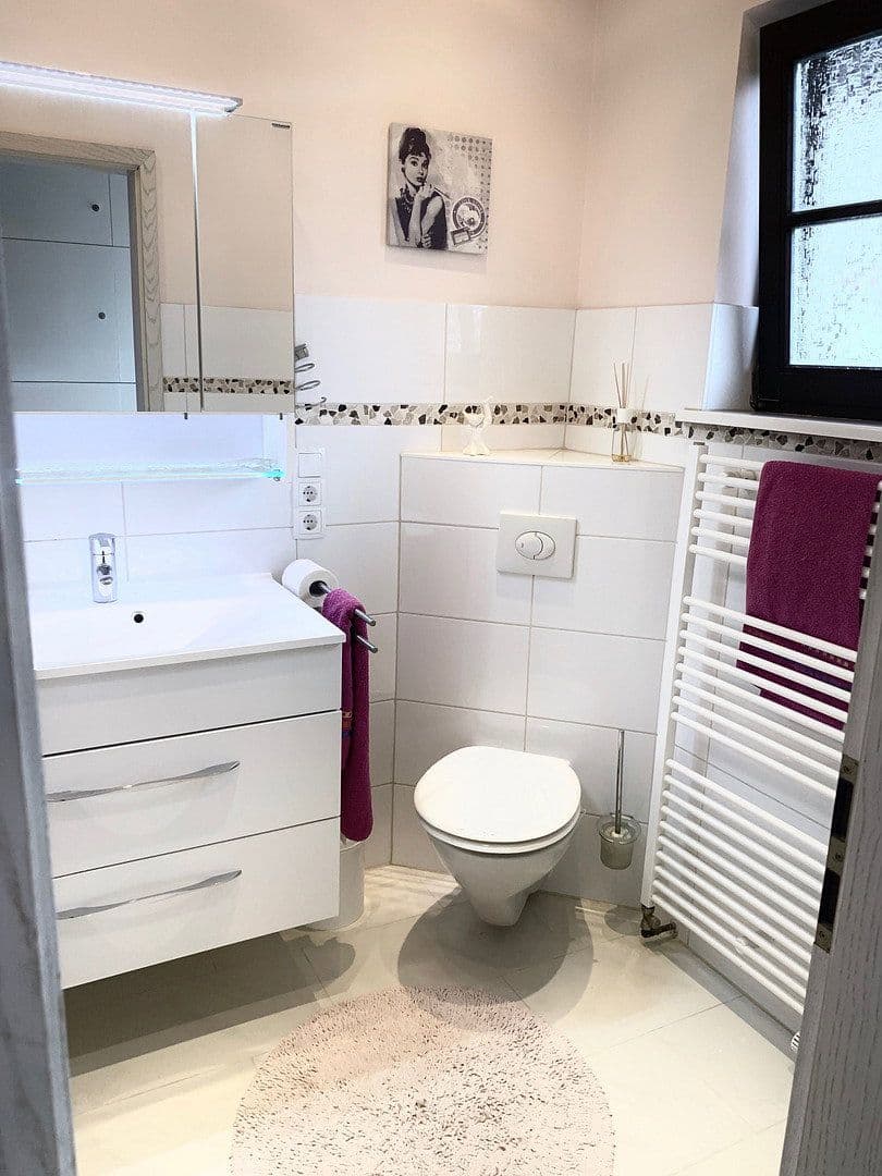 Prenájom bytu 2-izbový 50 m², Eschborn, Hesensko Prenájom bytu 2-izbový 50 m², Eschborn, Hesensko