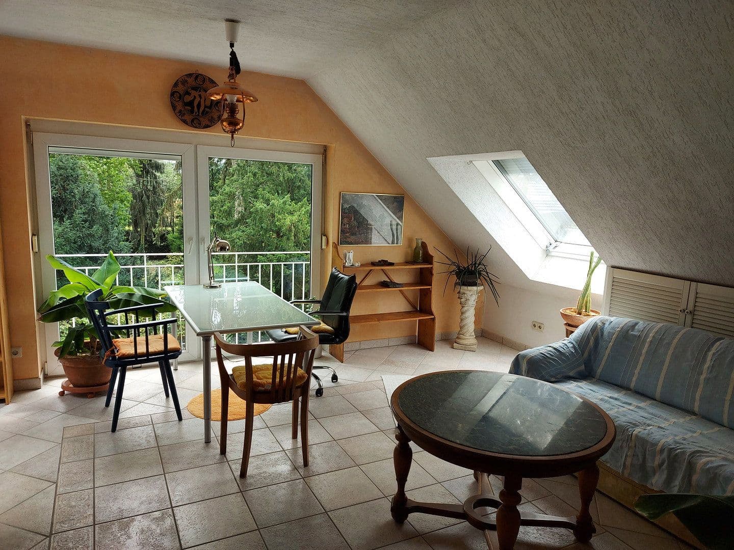 Prenájom bytu 2-izbový 65 m², Schwalbach am Taunus, Hesensko Prenájom bytu 2-izbový 65 m², Schwalbach am Taunus, Hesensko