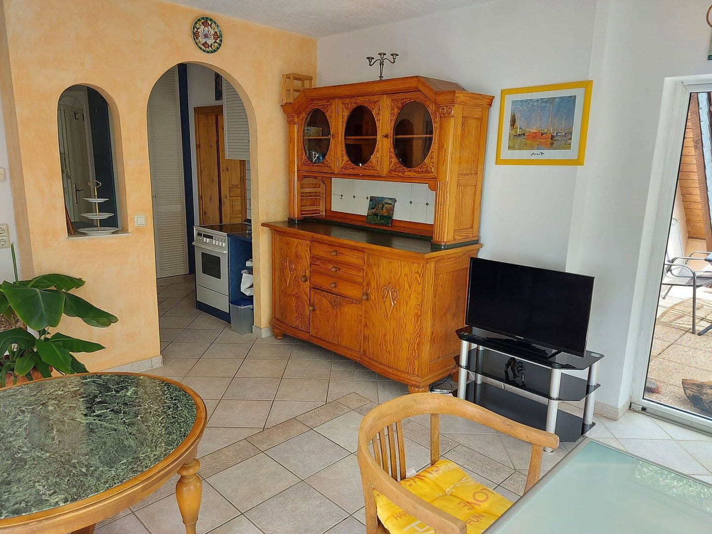 Prenájom bytu 2-izbový 65 m², Schwalbach am Taunus, Hesensko Prenájom bytu 2-izbový 65 m², Schwalbach am Taunus, Hesensko