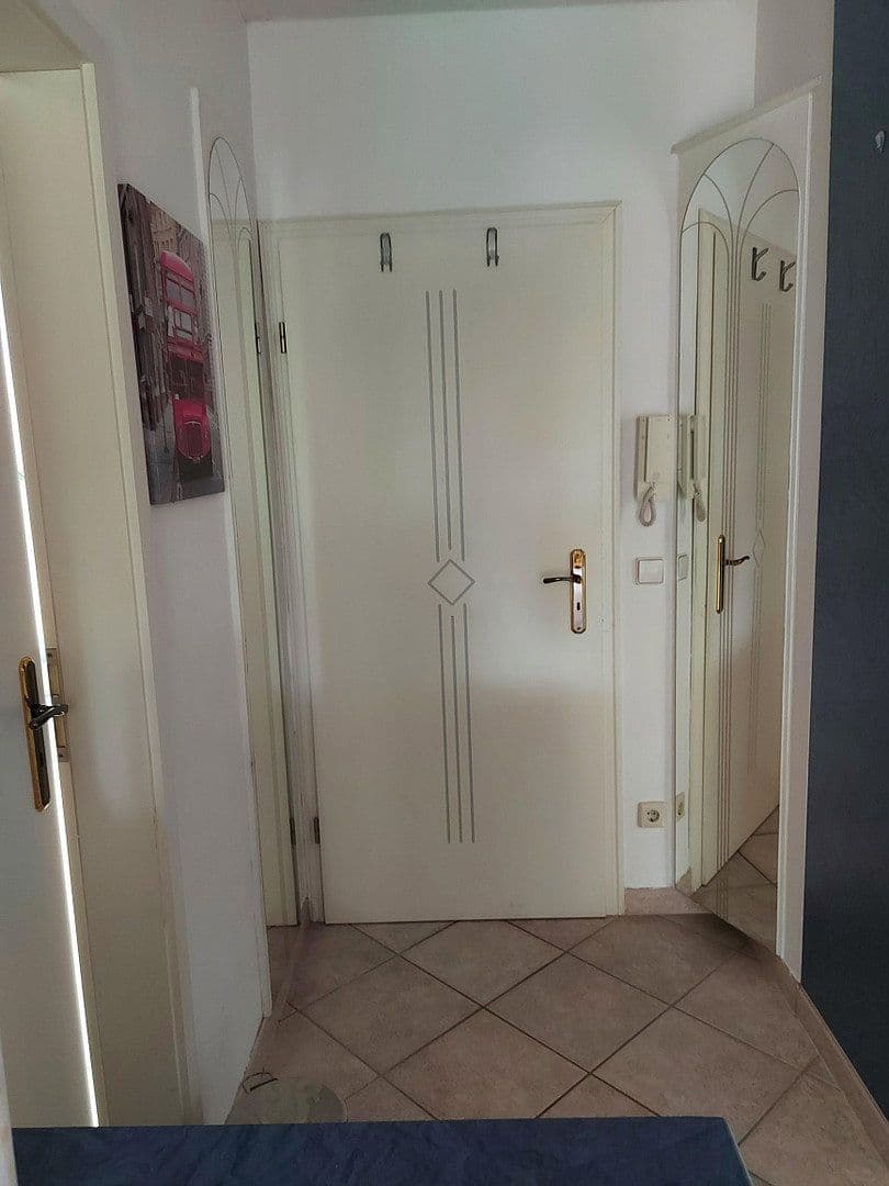 Prenájom bytu 2-izbový 65 m², Schwalbach am Taunus, Hesensko Prenájom bytu 2-izbový 65 m², Schwalbach am Taunus, Hesensko