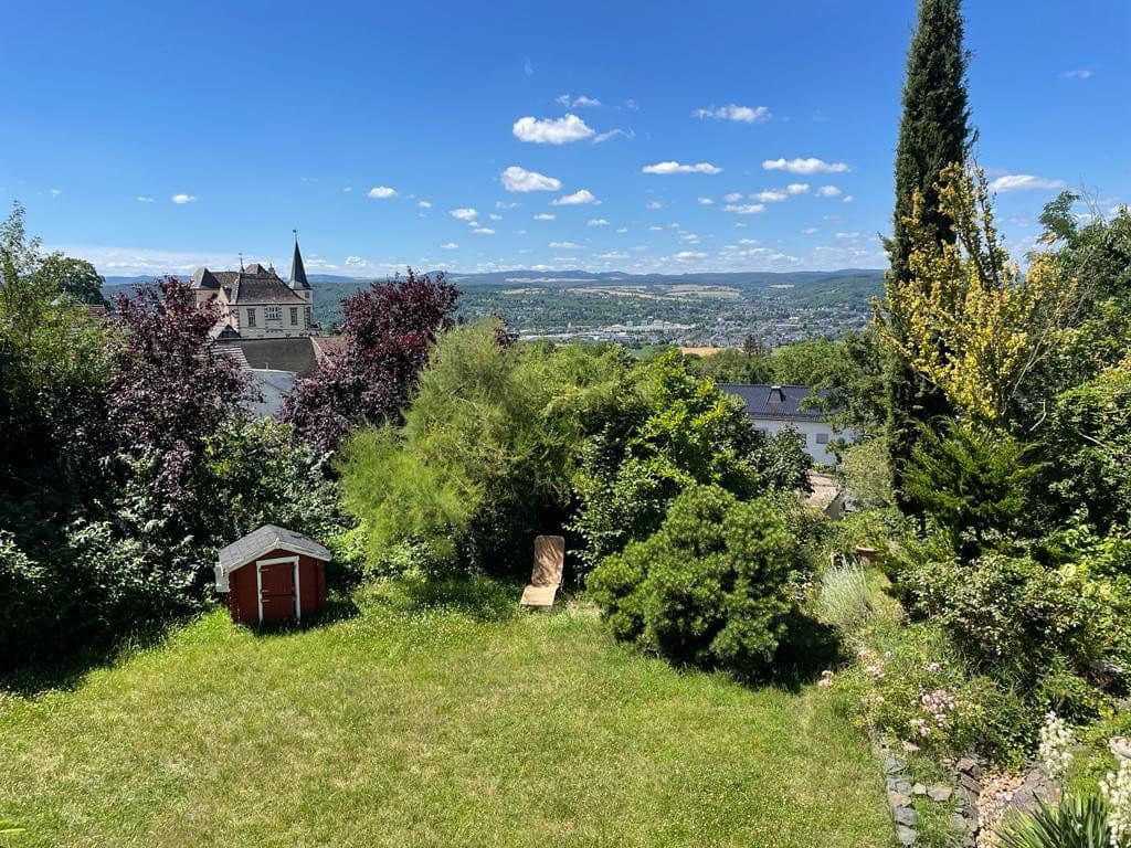 Predaj domu 180 m², pozemek 1.113 m², Dattenberg, Porýnie-Falcko Predaj domu 180 m², pozemek 1.113 m², Dattenberg, Porýnie-Falcko