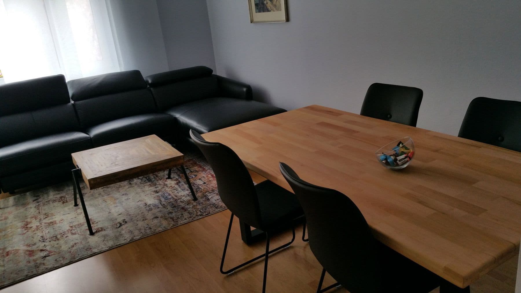 Prenájom bytu 2-izbový 55 m², Frankfurt am Main, Hesensko Prenájom bytu 2-izbový 55 m², Frankfurt am Main, Hesensko