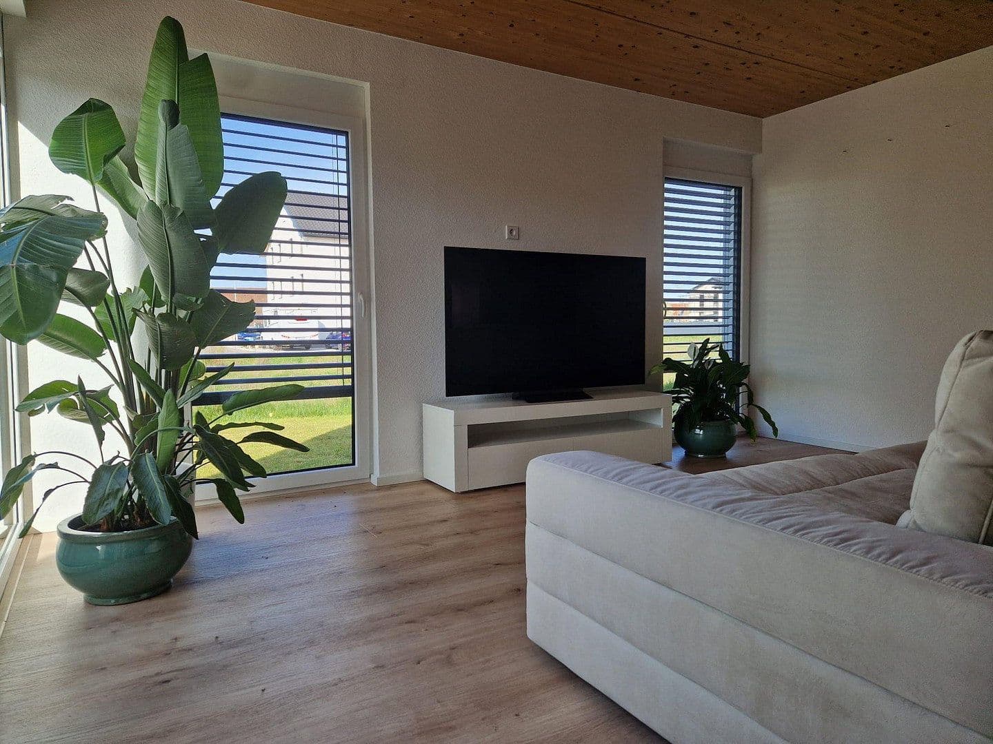 Prenájom bytu 3-izbový 118 m², Hambrücken, Bádensko-Wurttembersko Prenájom bytu 3-izbový 118 m², Hambrücken, Bádensko-Wurttembersko