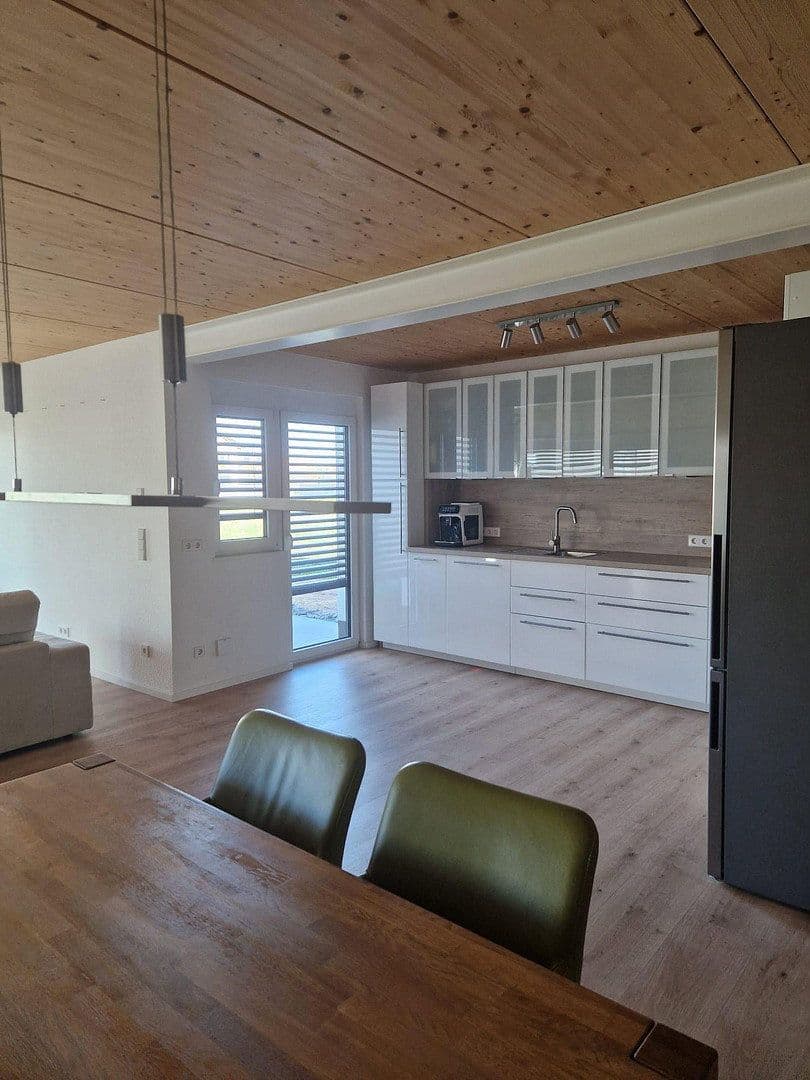 Prenájom bytu 3-izbový 118 m², Hambrücken, Bádensko-Wurttembersko Prenájom bytu 3-izbový 118 m², Hambrücken, Bádensko-Wurttembersko