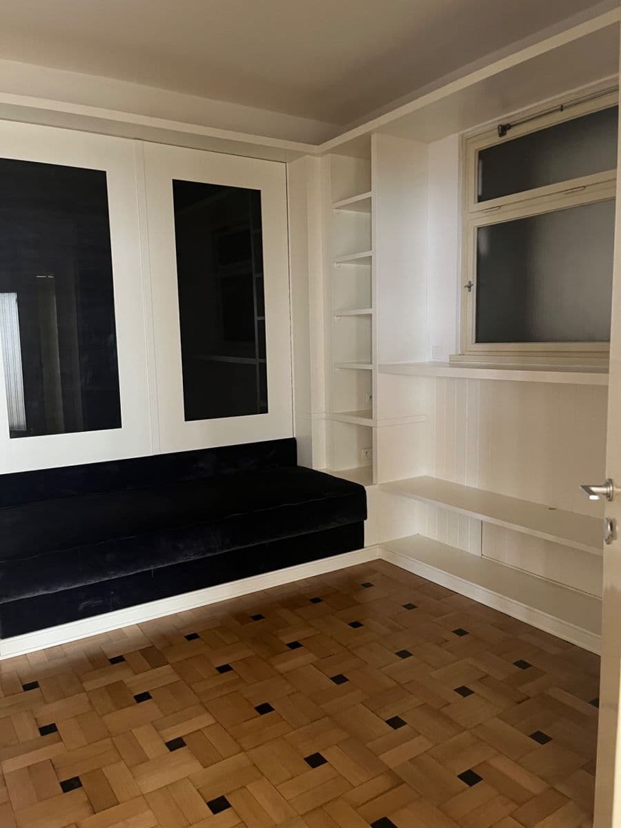 Prenájom bytu 4-izbový 139 m², U Smaltovny, Praha, Praha Prenájom bytu 4-izbový 139 m², U Smaltovny, Praha, Praha