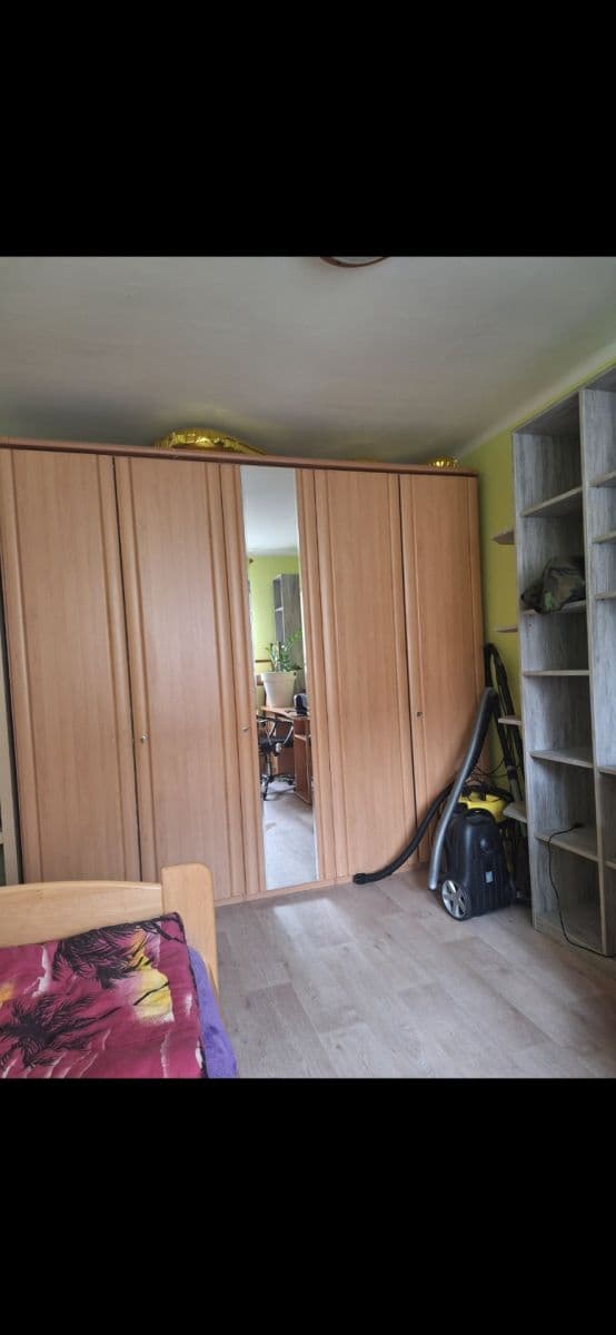 Prenájom bytu 3-izbový 80 m², Československé armády, Přelouč, Pardubický kraj Prenájom bytu 3-izbový 80 m², Československé armády, Přelouč, Pardubický kraj