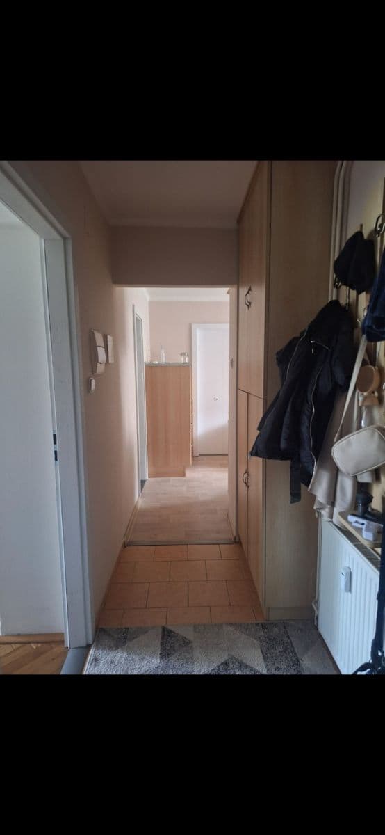 Prenájom bytu 3-izbový 80 m², Československé armády, Přelouč, Pardubický kraj Prenájom bytu 3-izbový 80 m², Československé armády, Přelouč, Pardubický kraj