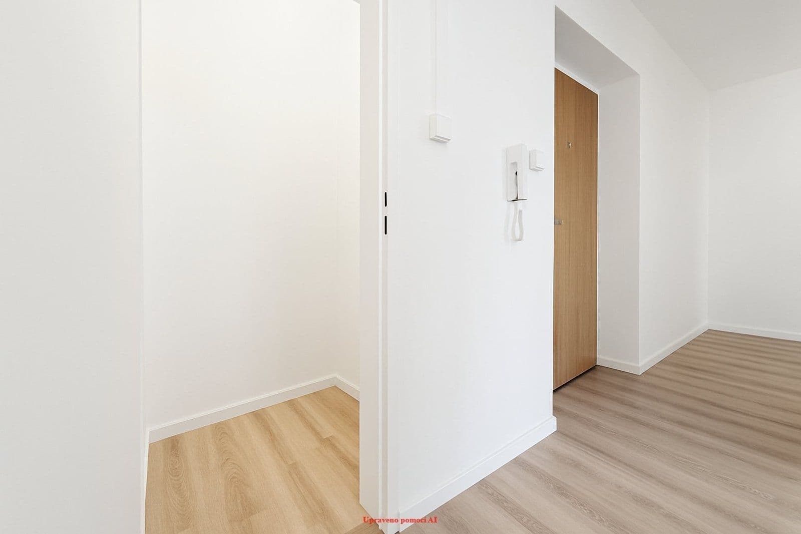 Prenájom bytu 3-izbový 63 m², Kosmonautů, Havířov, Moravskoslezský kraj Prenájom bytu 3-izbový 63 m², Kosmonautů, Havířov, Moravskoslezský kraj