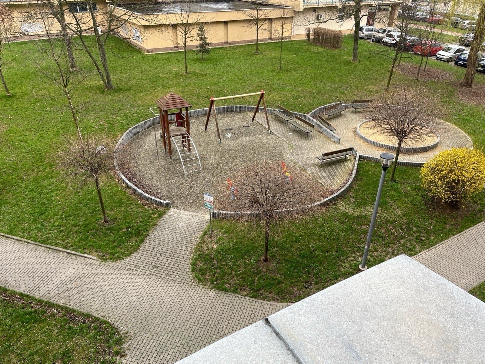 Prenájom bytu 2-izbový 53 m², Dlouhá třída, Havířov, Moravskoslezský kraj Prenájom bytu 2-izbový 53 m², Dlouhá třída, Havířov, Moravskoslezský kraj