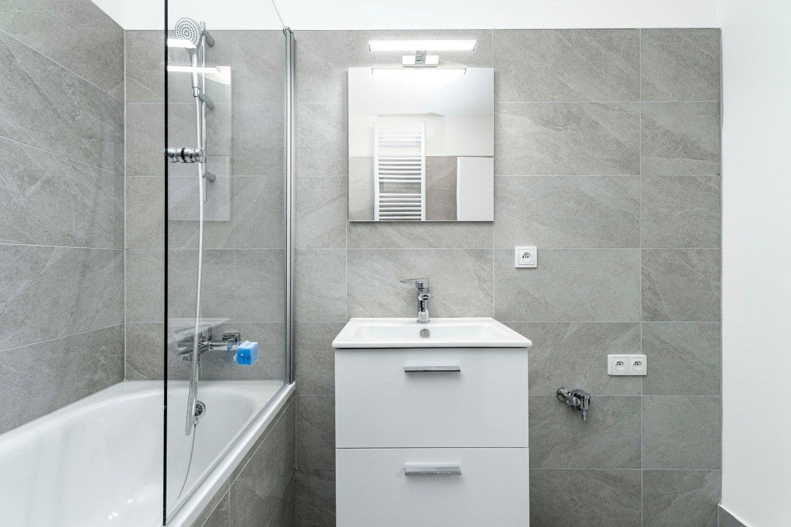Prenájom bytu 3-izbový 72 m², Kolmá, Havířov, Moravskoslezský kraj Prenájom bytu 3-izbový 72 m², Kolmá, Havířov, Moravskoslezský kraj