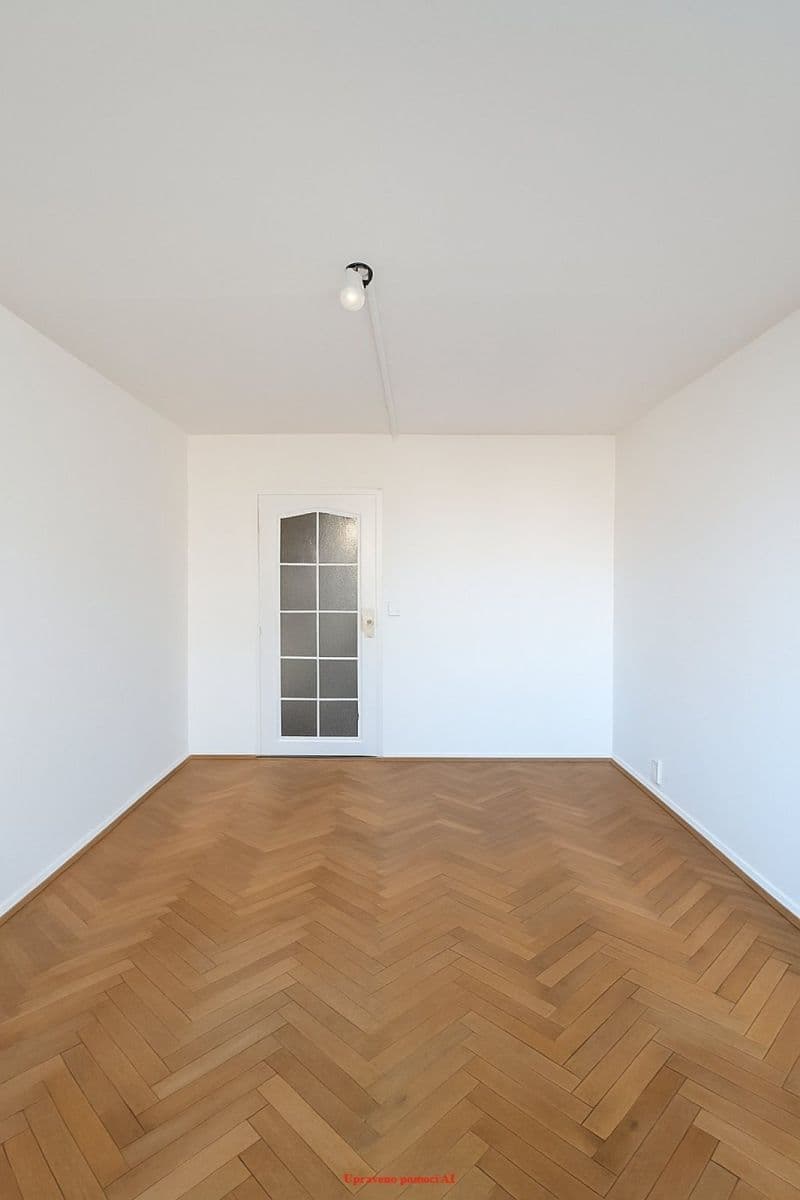 Prenájom bytu 2-izbový 57 m², Masarykova třída, Orlová, Moravskoslezský kraj Prenájom bytu 2-izbový 57 m², Masarykova třída, Orlová, Moravskoslezský kraj