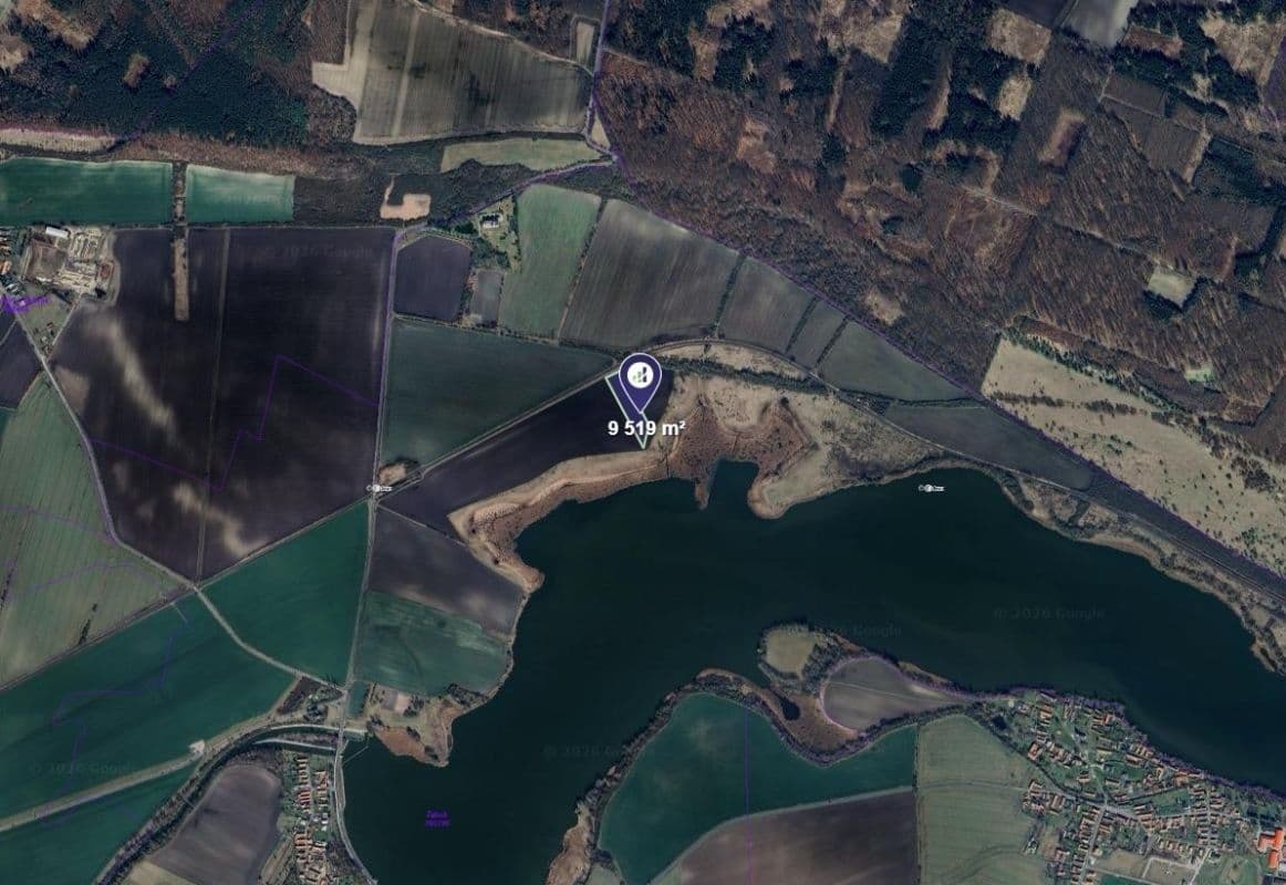 Predaj pozemku 9.519 m², Žehuň, Středočeský kraj Predaj pozemku 9.519 m², Žehuň, Středočeský kraj