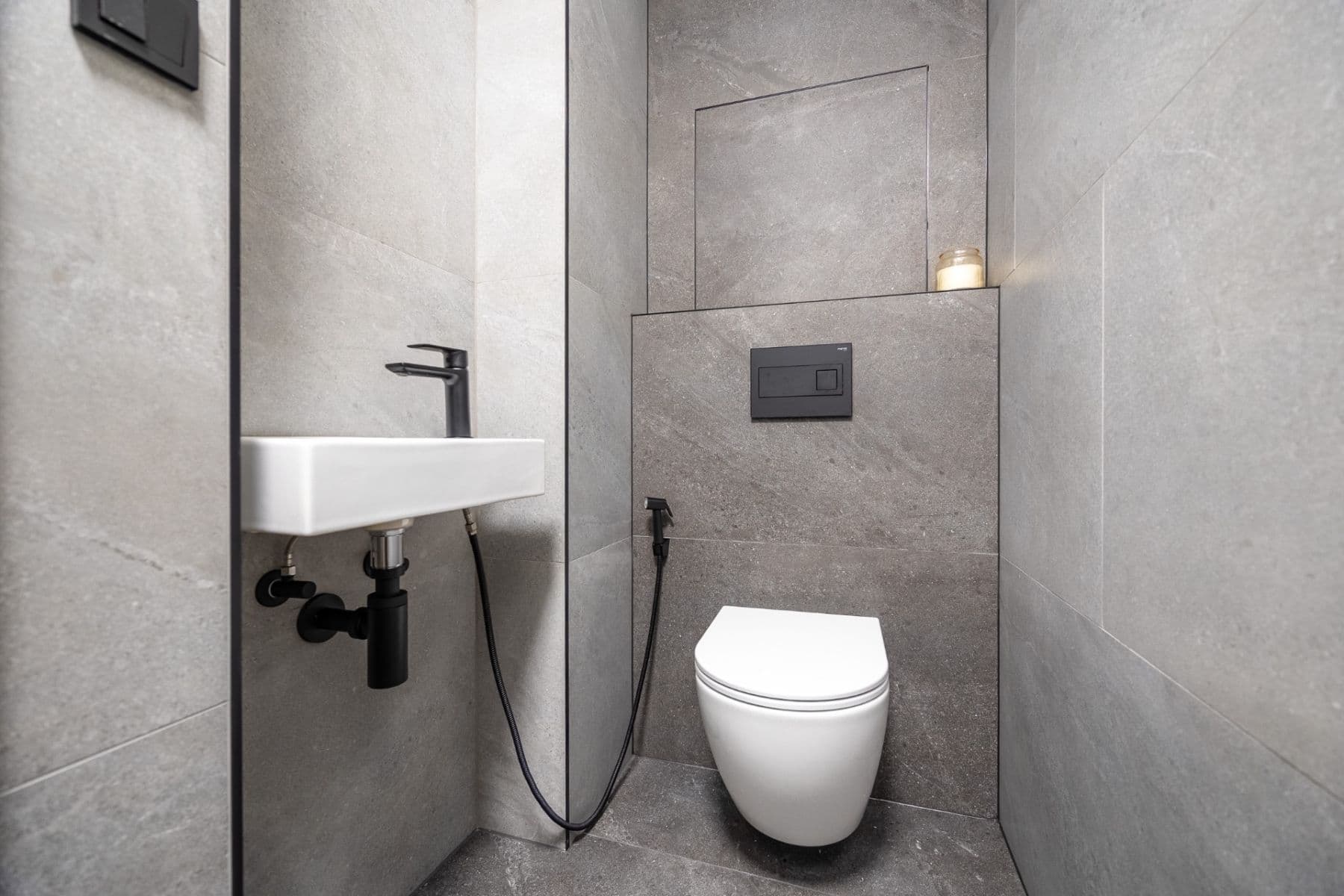 Predaj bytu 3-izbový 76 m², Šluknovská, Praha, Praha Predaj bytu 3-izbový 76 m², Šluknovská, Praha, Praha