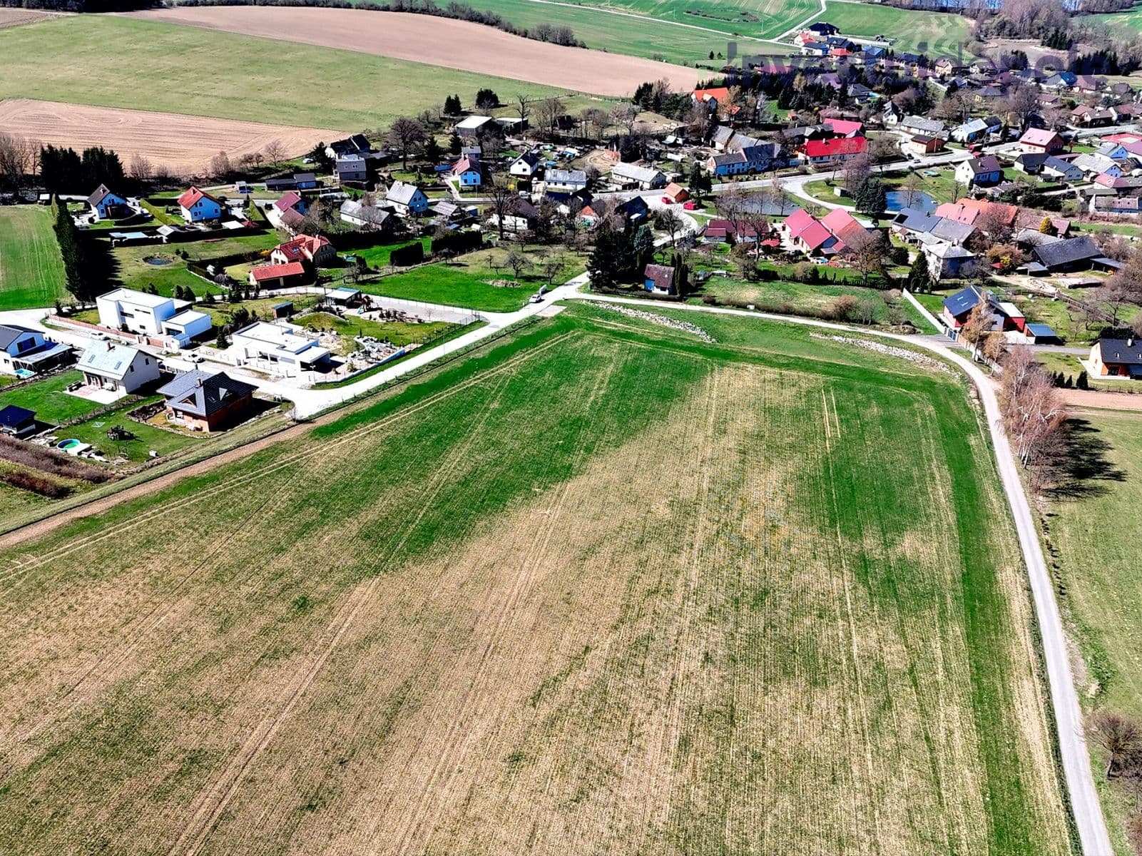 Predaj pozemku 10.000 m², Vysoká, Kraj Vysočina Predaj pozemku 10.000 m², Vysoká, Kraj Vysočina