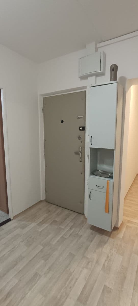 Prenájom bytu 4-izbový 82 m², Luční, Litvínov, Ústecký kraj Prenájom bytu 4-izbový 82 m², Luční, Litvínov, Ústecký kraj