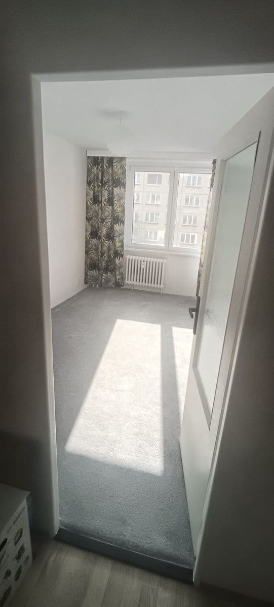 Prenájom bytu 4-izbový 82 m², Luční, Litvínov, Ústecký kraj Prenájom bytu 4-izbový 82 m², Luční, Litvínov, Ústecký kraj