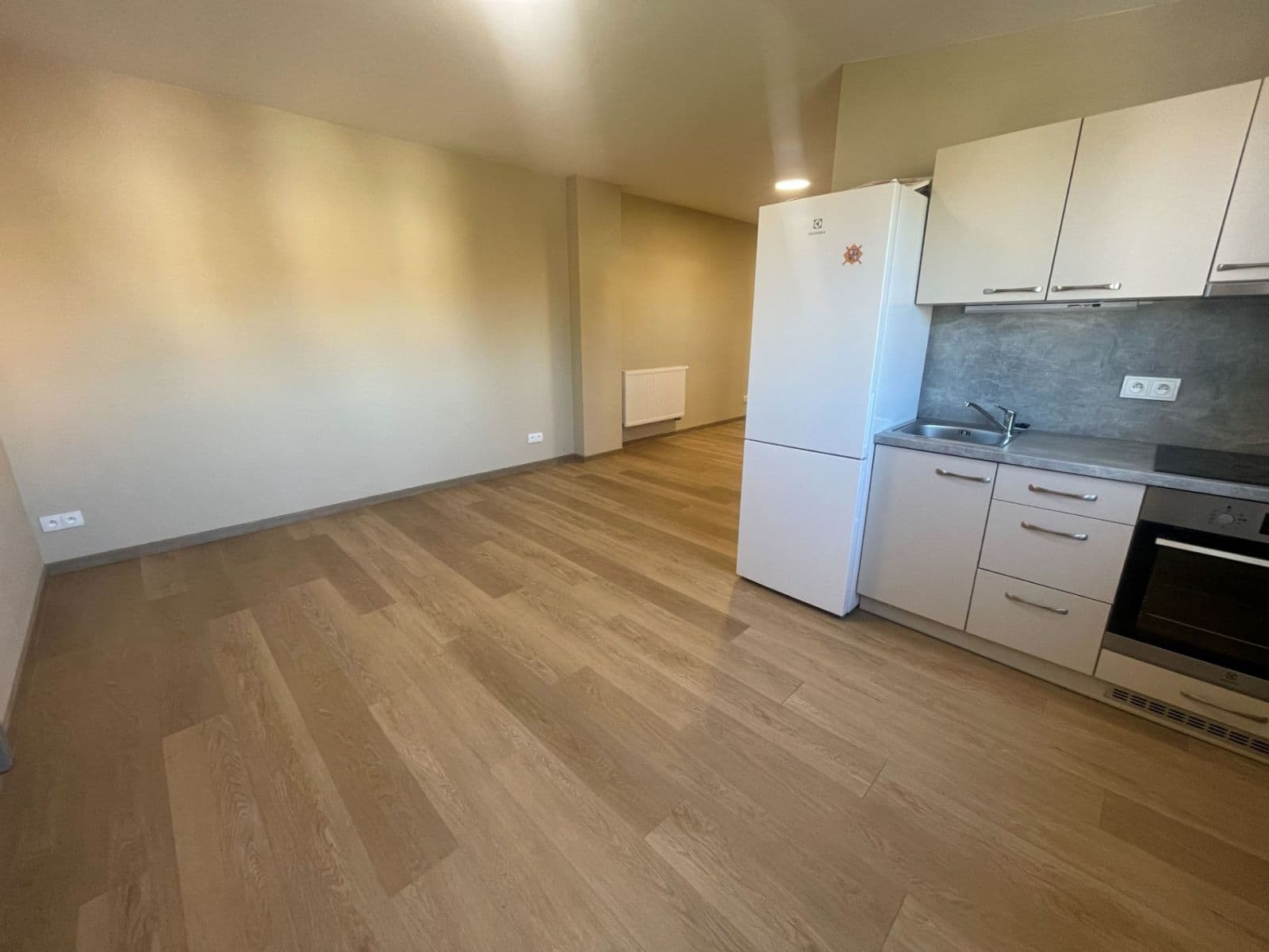 Prenájom bytu 3-izbový 75 m², Dačického, Brno, Jihomoravský kraj Prenájom bytu 3-izbový 75 m², Dačického, Brno, Jihomoravský kraj