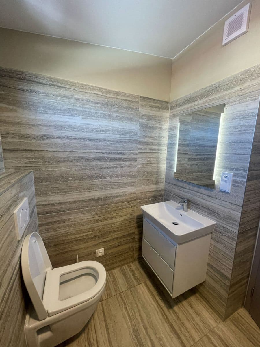 Prenájom bytu 3-izbový 75 m², Dačického, Brno, Jihomoravský kraj Prenájom bytu 3-izbový 75 m², Dačického, Brno, Jihomoravský kraj