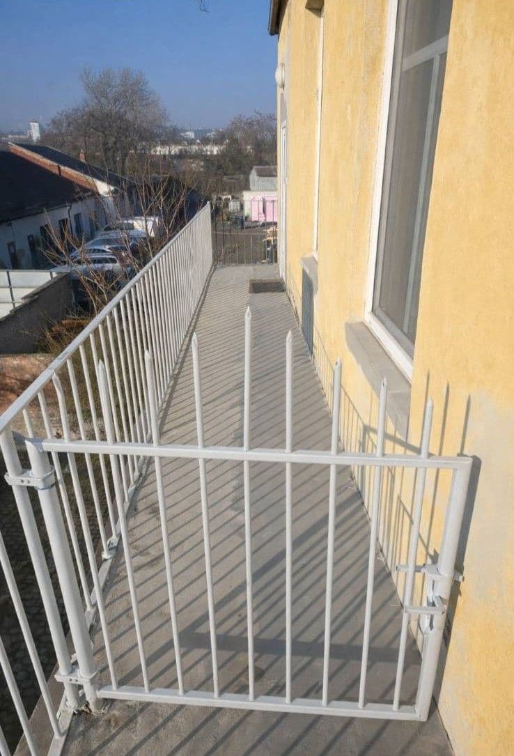 Prenájom bytu 1-izbový 40 m², Plotní, Brno, Jihomoravský kraj Prenájom bytu 1-izbový 40 m², Plotní, Brno, Jihomoravský kraj