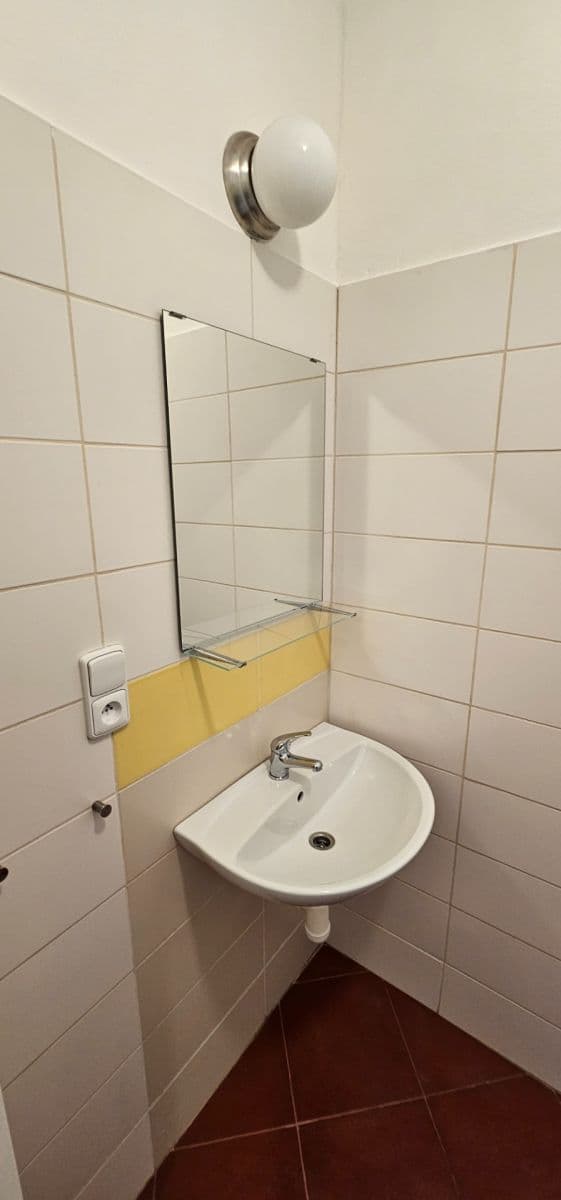 Prenájom bytu 2-izbový 50 m², Primátorská, Praha, Praha Prenájom bytu 2-izbový 50 m², Primátorská, Praha, Praha