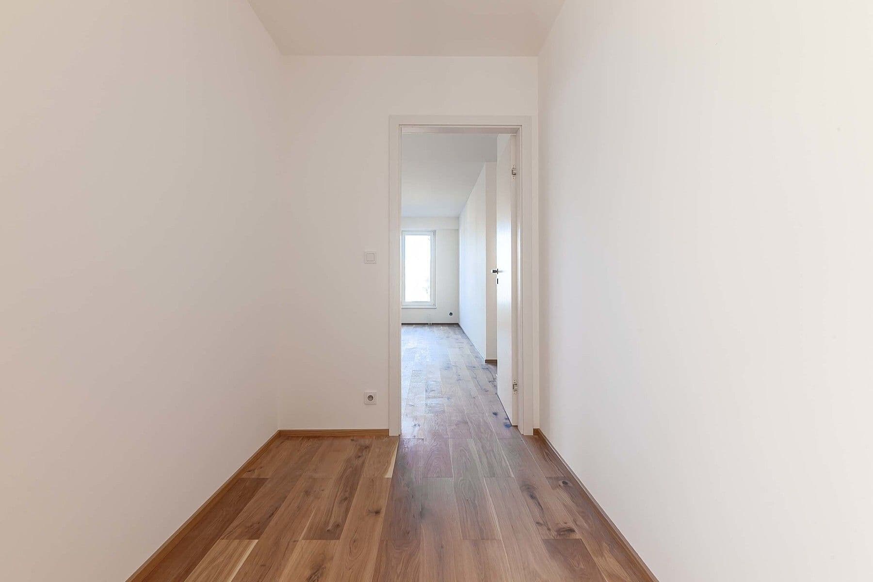 Predaj nebytového priestoru 41 m², U Hotelu, Praha, Praha Predaj nebytového priestoru 41 m², U Hotelu, Praha, Praha