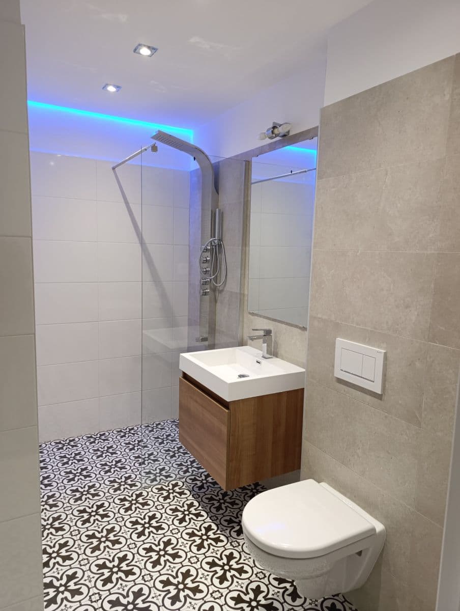 Prenájom bytu 1-izbový 32 m², Brtnická, Praha, Praha Prenájom bytu 1-izbový 32 m², Brtnická, Praha, Praha