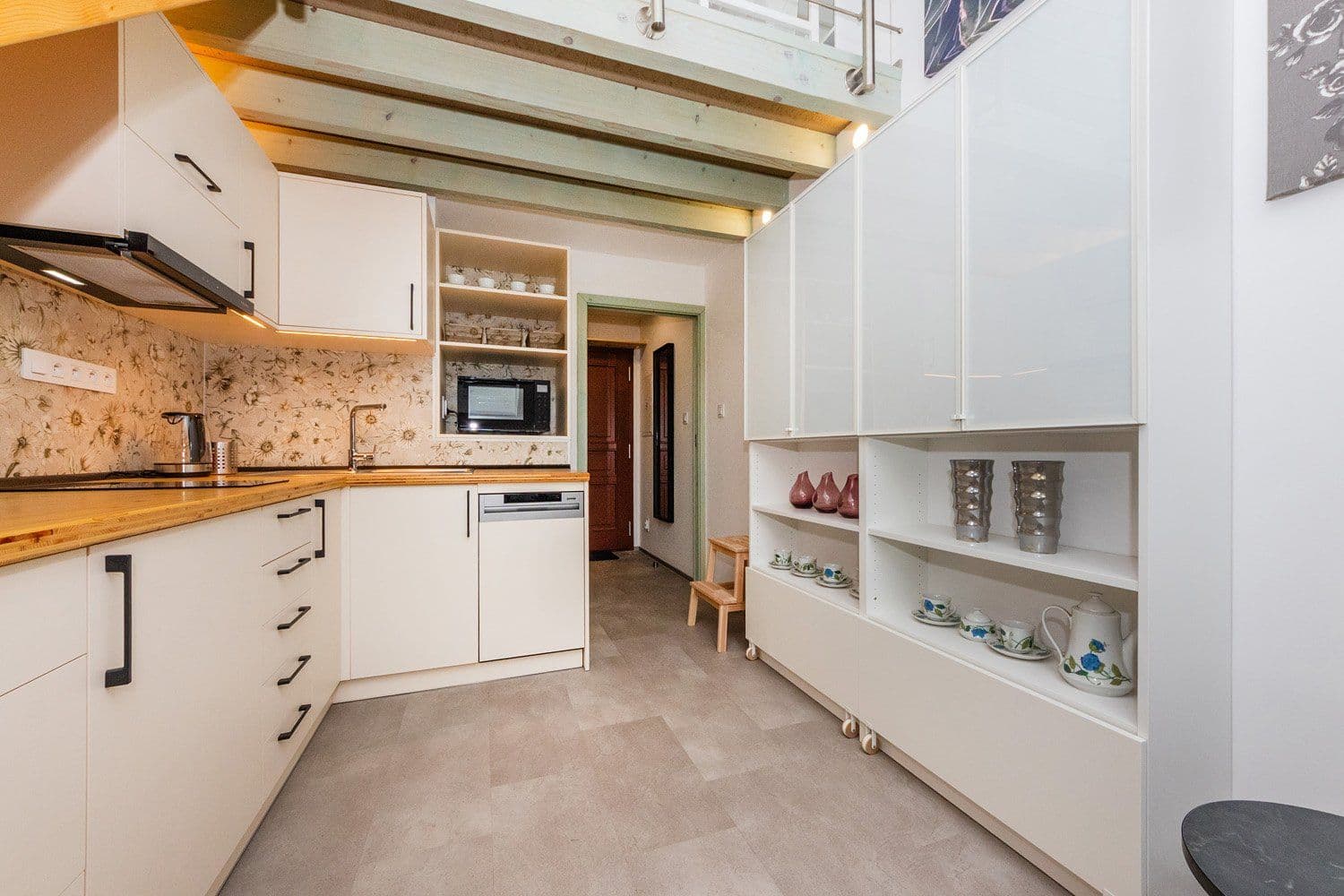 Prenájom bytu 30 m², Na Zámecké, Praha, Praha Prenájom bytu 30 m², Na Zámecké, Praha, Praha