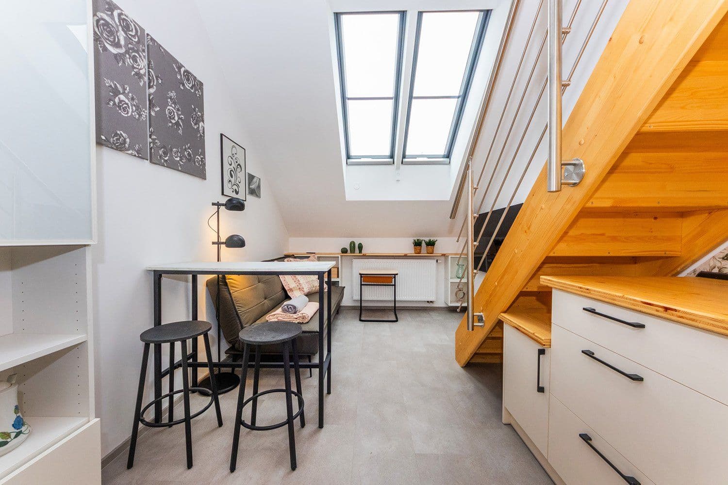 Prenájom bytu 30 m², Na Zámecké, Praha, Praha Prenájom bytu 30 m², Na Zámecké, Praha, Praha