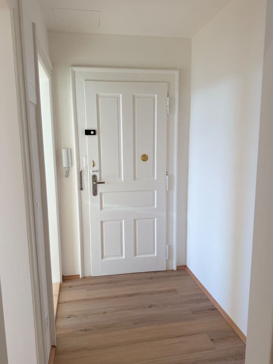 Prenájom bytu 2-izbový 45 m², U Zvonařky, Praha, Praha Prenájom bytu 2-izbový 45 m², U Zvonařky, Praha, Praha