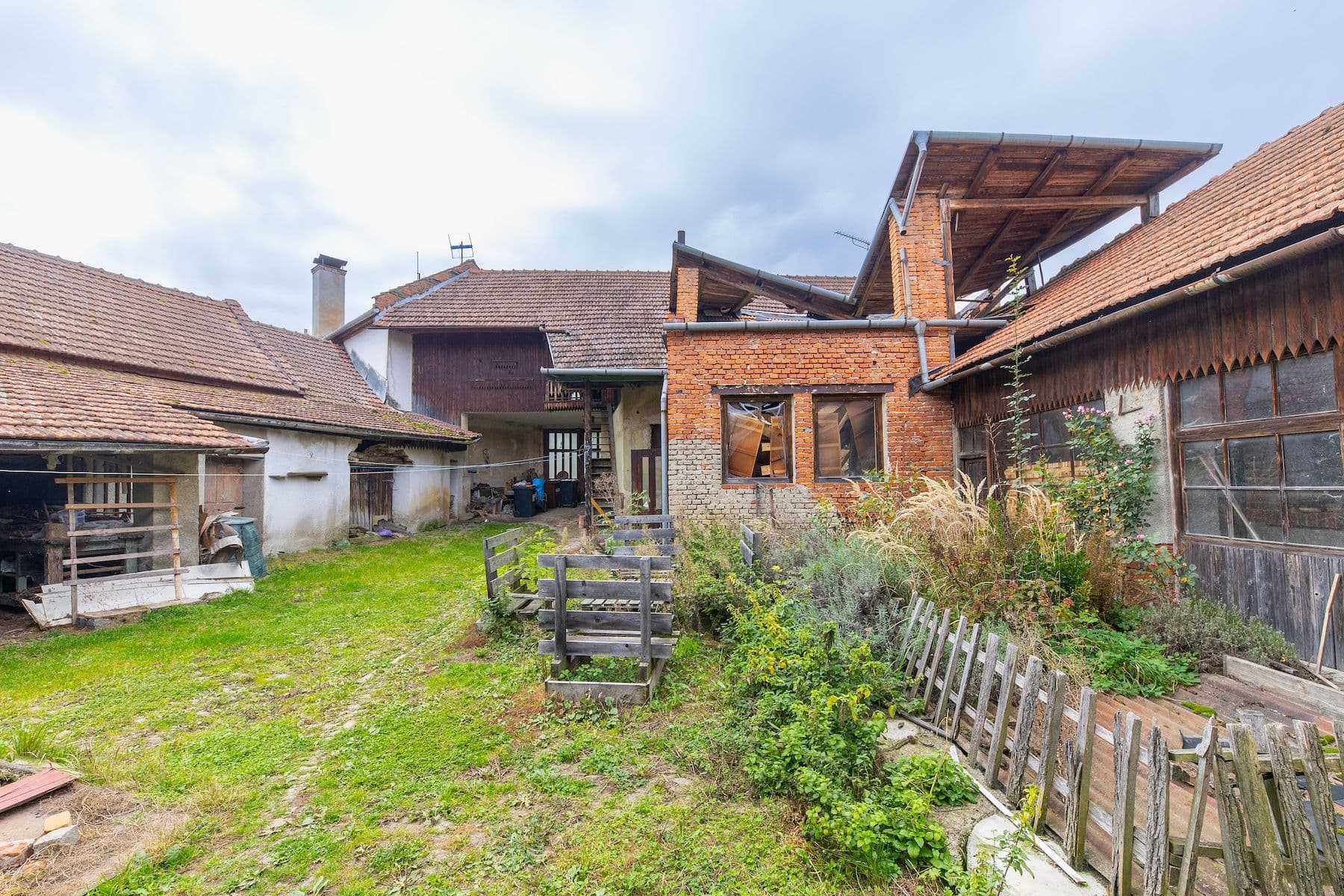 Predaj domu 100 m², pozemek 4.135 m², Prostějovičky, Olomoucký kraj Predaj domu 100 m², pozemek 4.135 m², Prostějovičky, Olomoucký kraj