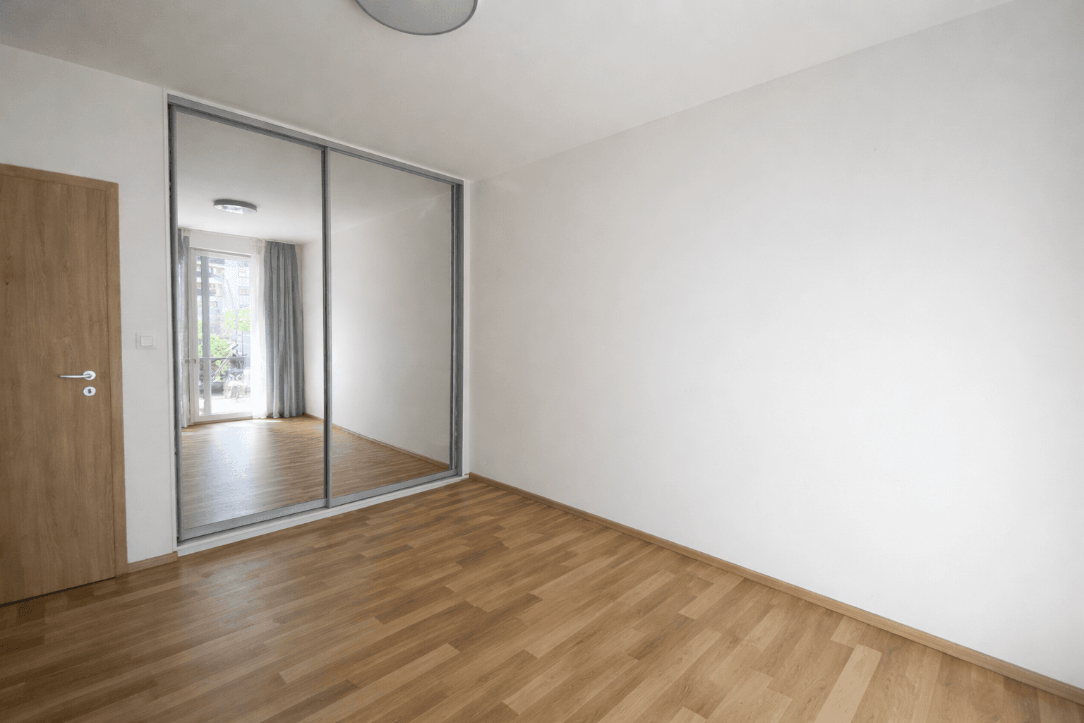 Prenájom bytu 2-izbový 48 m², Karla Guta, Praha, Praha Prenájom bytu 2-izbový 48 m², Karla Guta, Praha, Praha