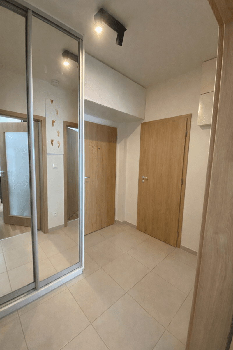 Prenájom bytu 2-izbový 48 m², Karla Guta, Praha, Praha Prenájom bytu 2-izbový 48 m², Karla Guta, Praha, Praha