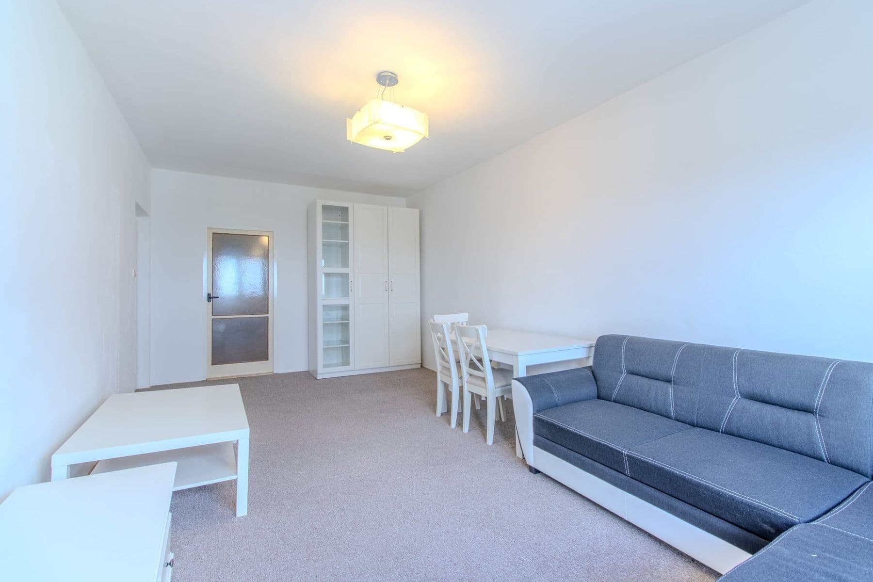 Prenájom bytu 2-izbový 55 m², Arabská, Praha, Praha Prenájom bytu 2-izbový 55 m², Arabská, Praha, Praha