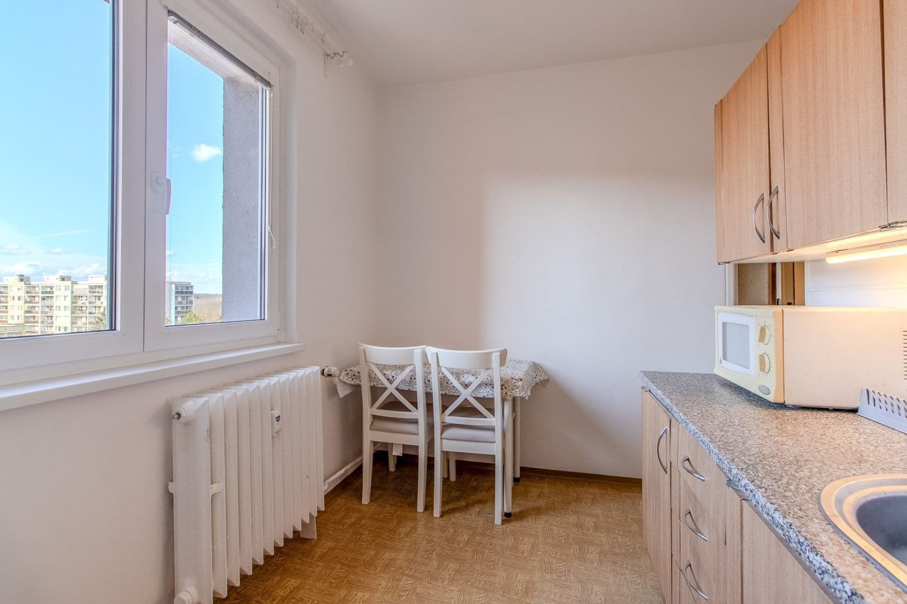 Prenájom bytu 2-izbový 55 m², Arabská, Praha, Praha Prenájom bytu 2-izbový 55 m², Arabská, Praha, Praha