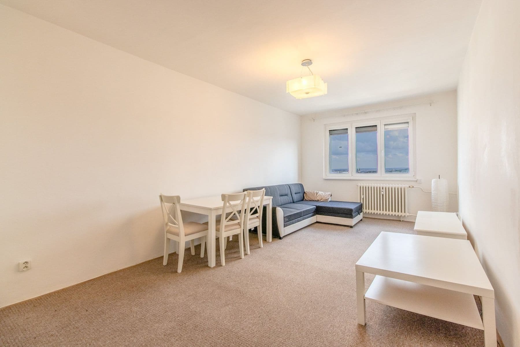 Prenájom bytu 2-izbový 55 m², Arabská, Praha, Praha Prenájom bytu 2-izbový 55 m², Arabská, Praha, Praha
