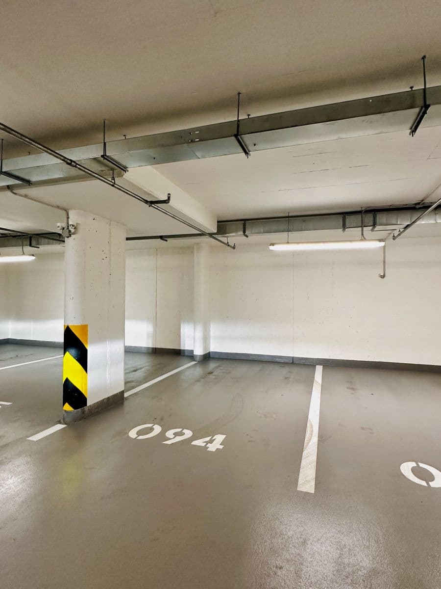 Prenájom bytu 1-izbový 33 m², Poděbradská, Praha, Praha Prenájom bytu 1-izbový 33 m², Poděbradská, Praha, Praha