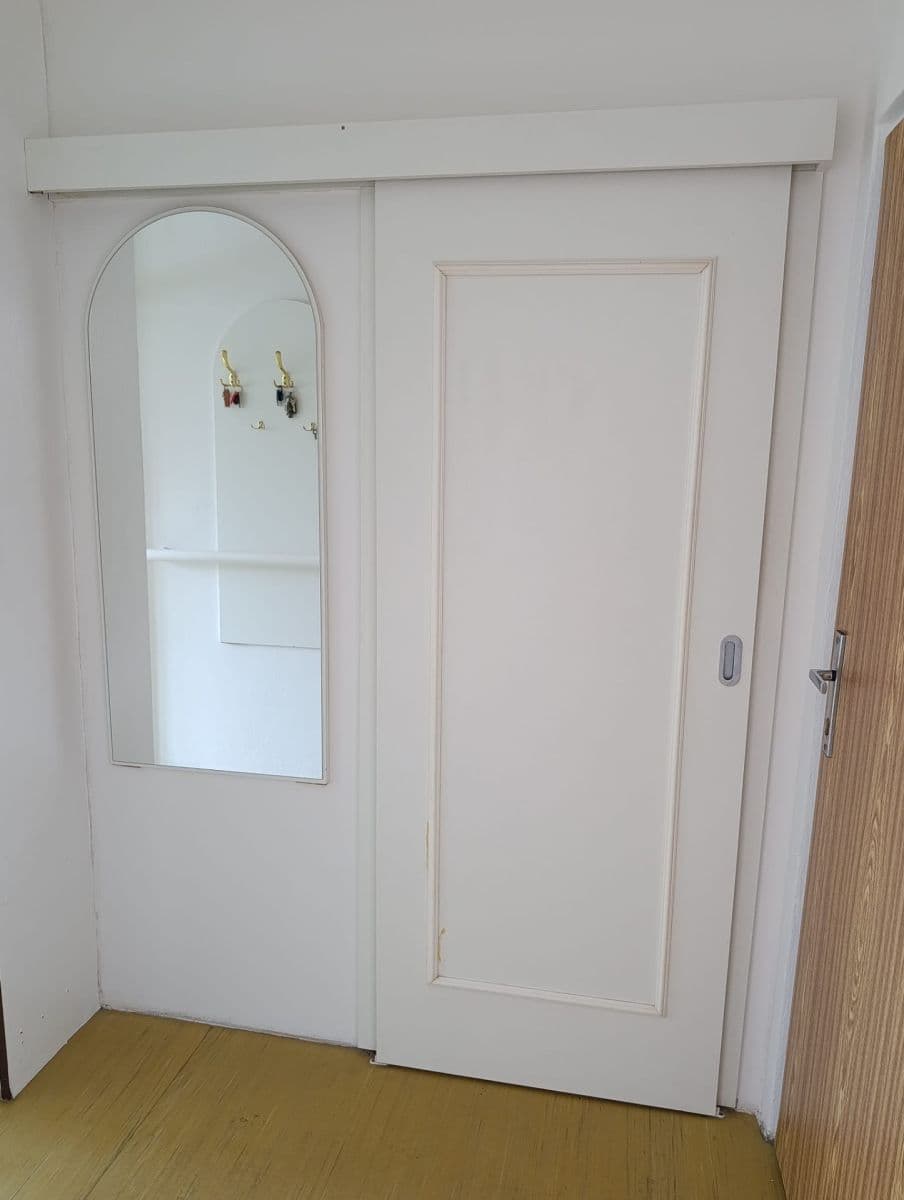 Predaj bytu 1-izbový 36 m², Chomutovská, Kadaň, Ústecký kraj Predaj bytu 1-izbový 36 m², Chomutovská, Kadaň, Ústecký kraj