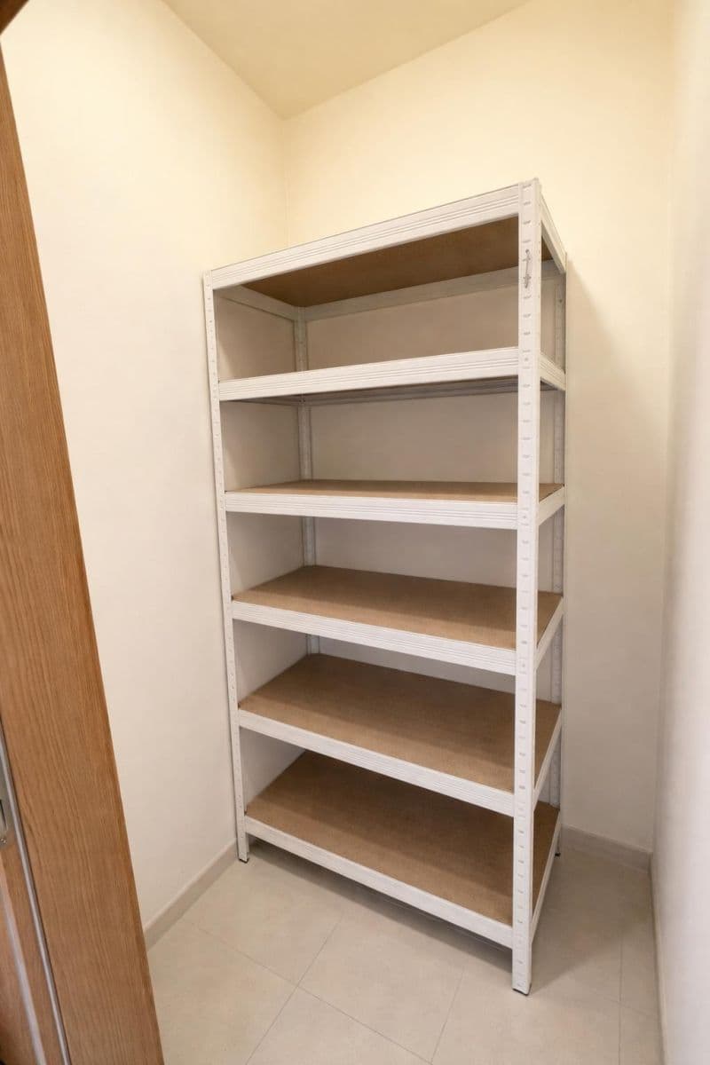 Prenájom bytu 3-izbový 74 m², Sazovická, Praha, Praha Prenájom bytu 3-izbový 74 m², Sazovická, Praha, Praha