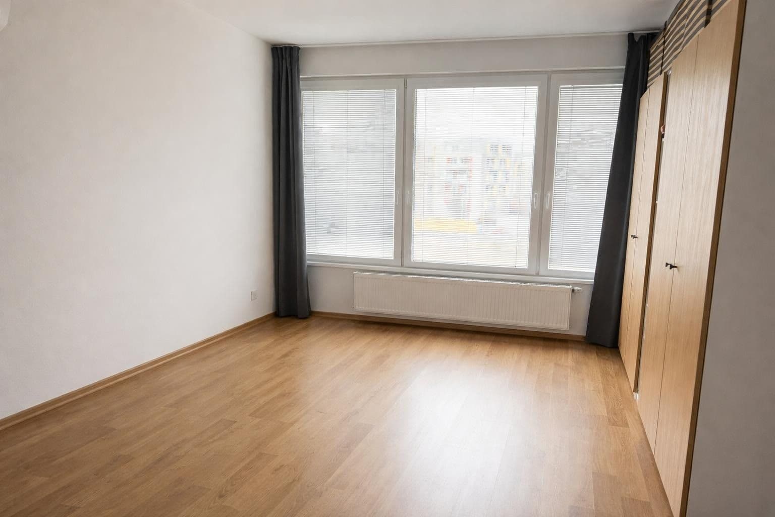 Prenájom bytu 3-izbový 74 m², Sazovická, Praha, Praha Prenájom bytu 3-izbový 74 m², Sazovická, Praha, Praha
