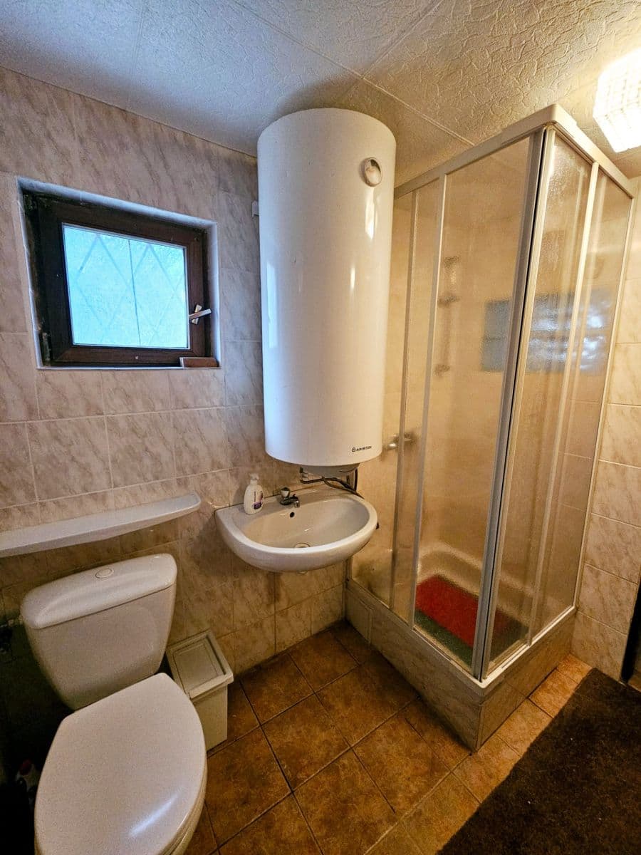 Predaj rekreačného objektu 49 m², pozemek 545 m², Polní, Chrustenice, Středočeský kraj Predaj rekreačného objektu 49 m², pozemek 545 m², Polní, Chrustenice, Středočeský kraj