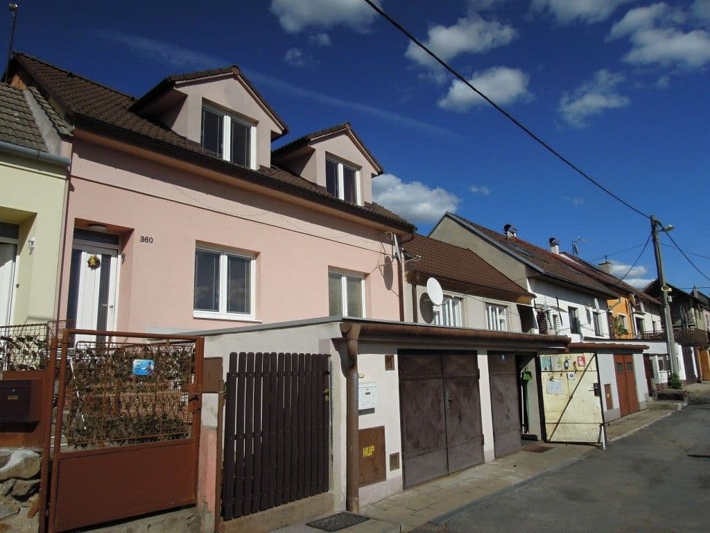 Predaj domu 146 m², pozemek 179 m², Vícenický žleb, Náměšť nad Oslavou, Kraj Vysočina Predaj domu 146 m², pozemek 179 m², Vícenický žleb, Náměšť nad Oslavou, Kraj Vysočina