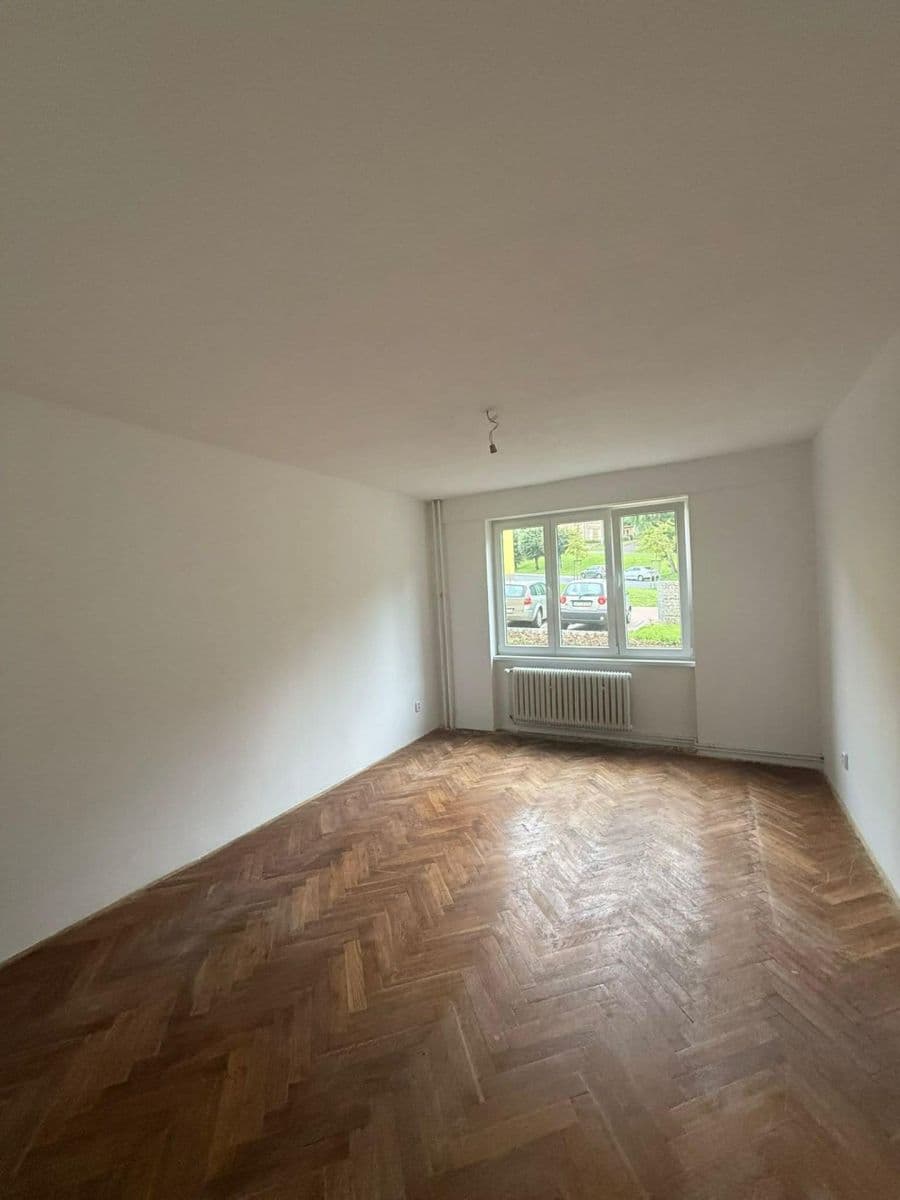 Predaj bytu 4-izbový 81 m², 5. května, Plesná, Karlovarský kraj Predaj bytu 4-izbový 81 m², 5. května, Plesná, Karlovarský kraj