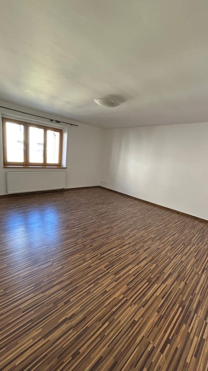 Prenájom bytu 3-izbový 82 m², ČSA, Šternberk, Olomoucký kraj Prenájom bytu 3-izbový 82 m², ČSA, Šternberk, Olomoucký kraj