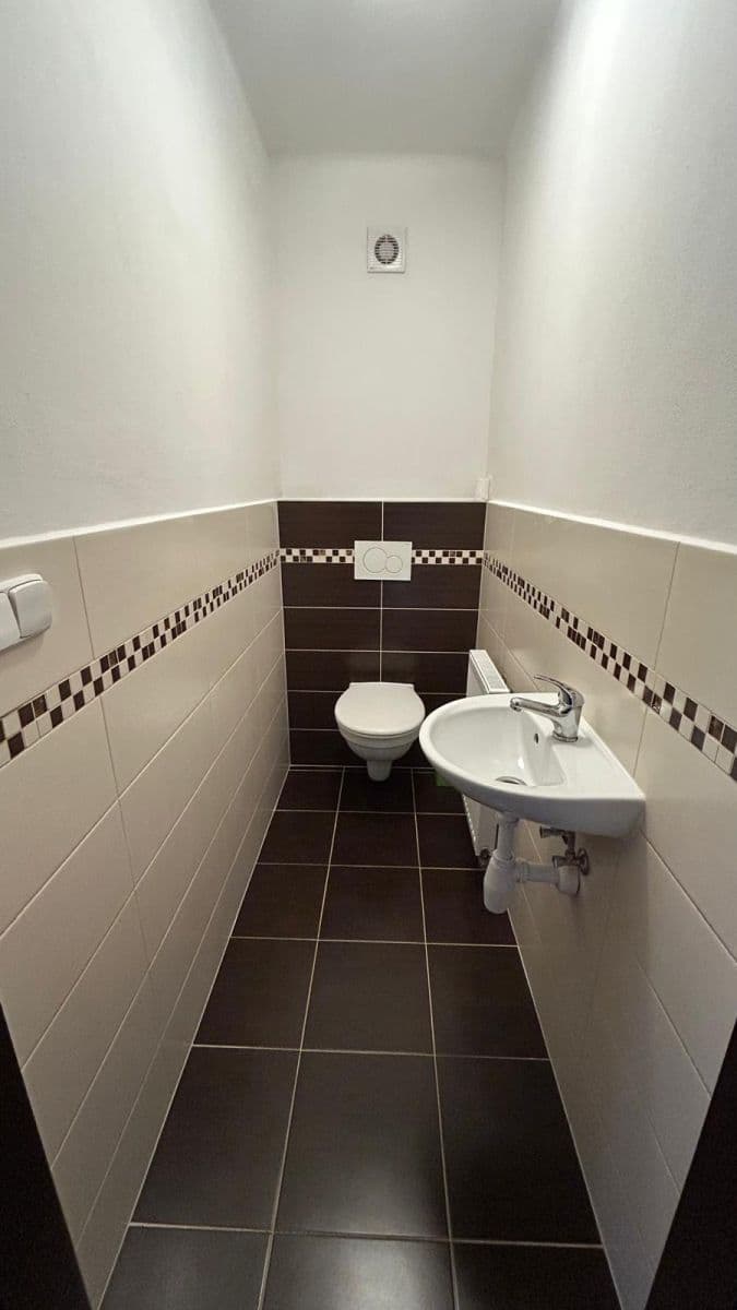 Prenájom bytu 3-izbový 82 m², ČSA, Šternberk, Olomoucký kraj Prenájom bytu 3-izbový 82 m², ČSA, Šternberk, Olomoucký kraj